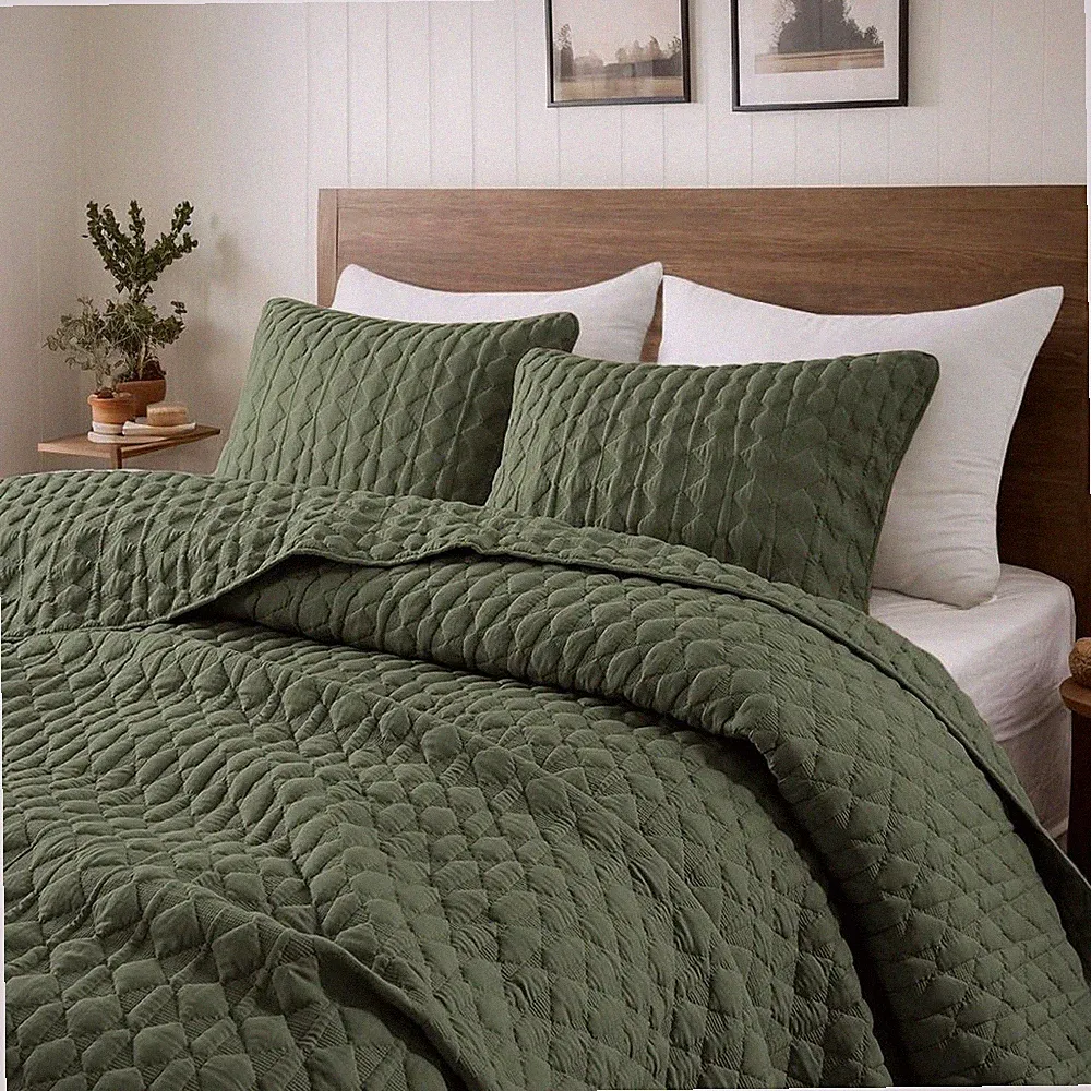 WDCOZY Olive Green Quilt King Size Bedding Set with 2 Pillow Shams, Lightweight