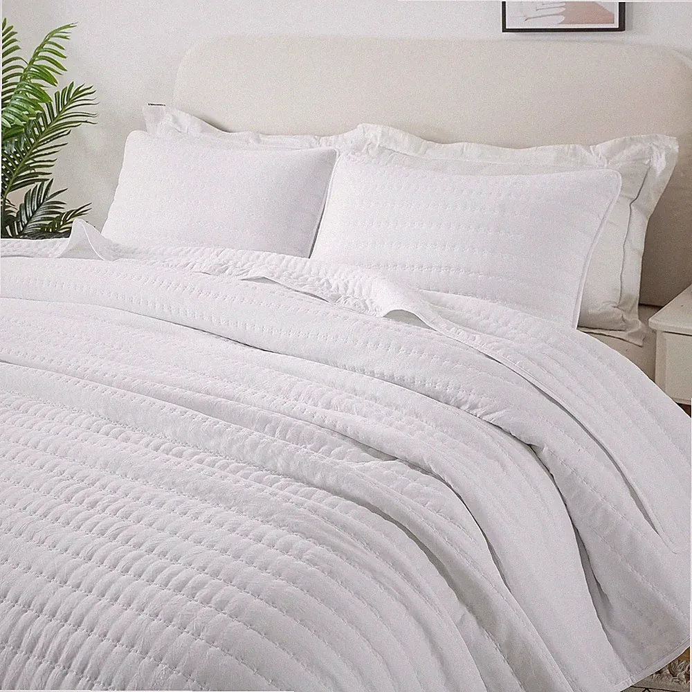 White Queen Size Quilt Bedding Sets with Pillow Shams, Full Lightweight Soft